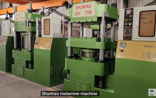 Utensílios de mesa hidráulicos automáticos de alta velocidade da melamina que formam a máquina
    